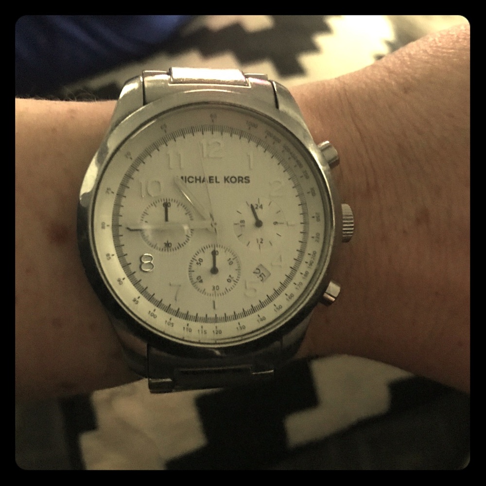Michael Kors Silver Watch 🎀❤️